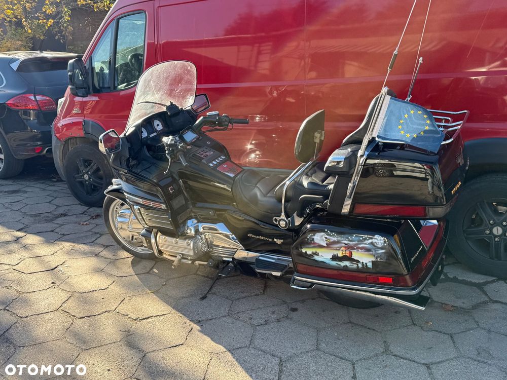 Honda GL - 8