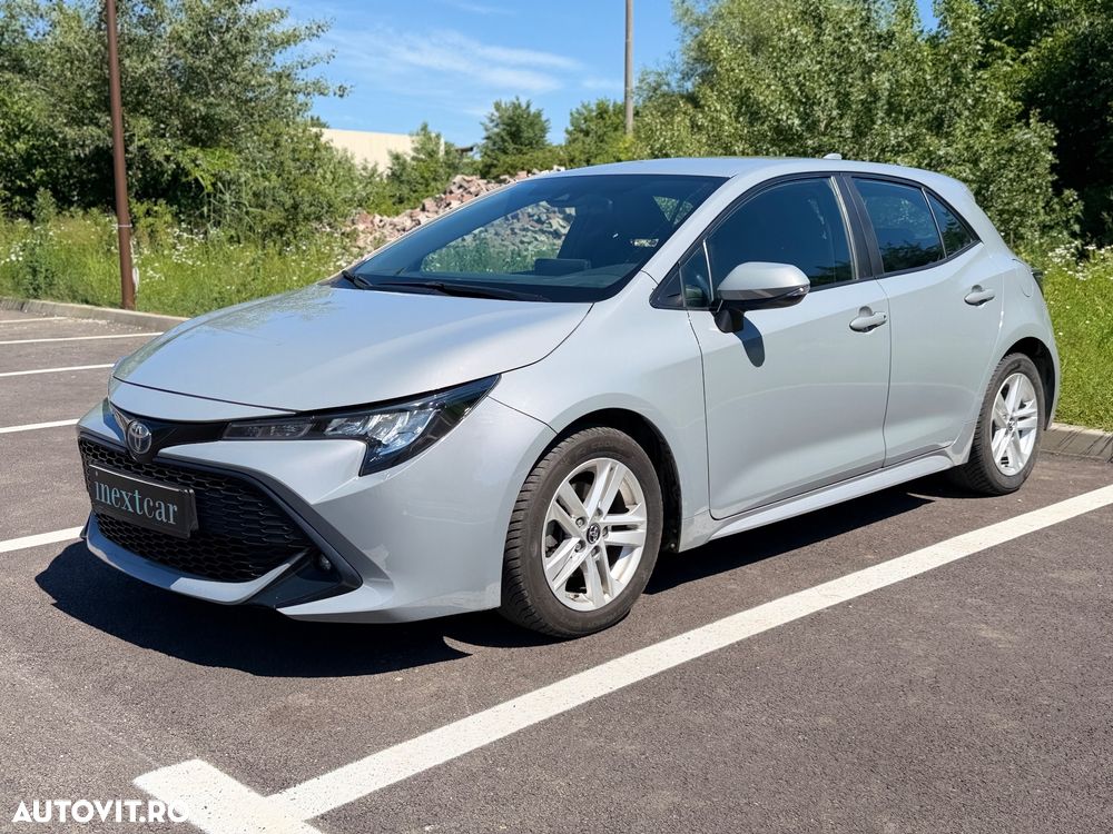 Toyota Corolla 1.8 Business Edition - 3