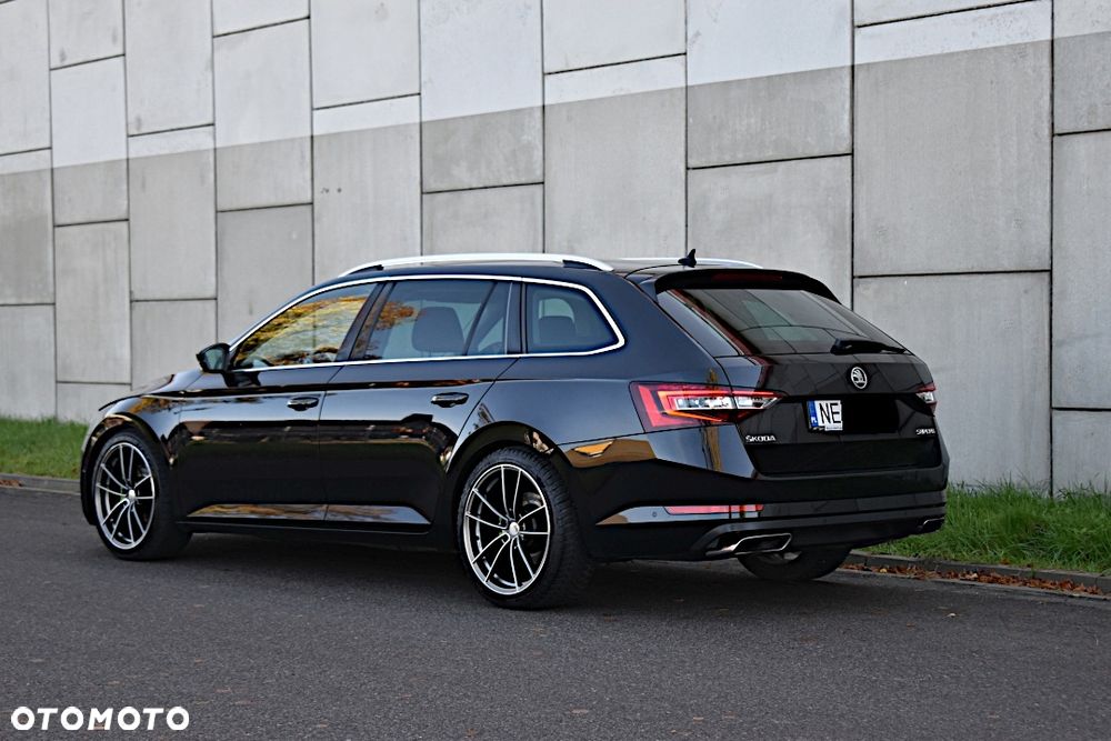 Skoda Superb 1.6 TDI Style DSG - 17
