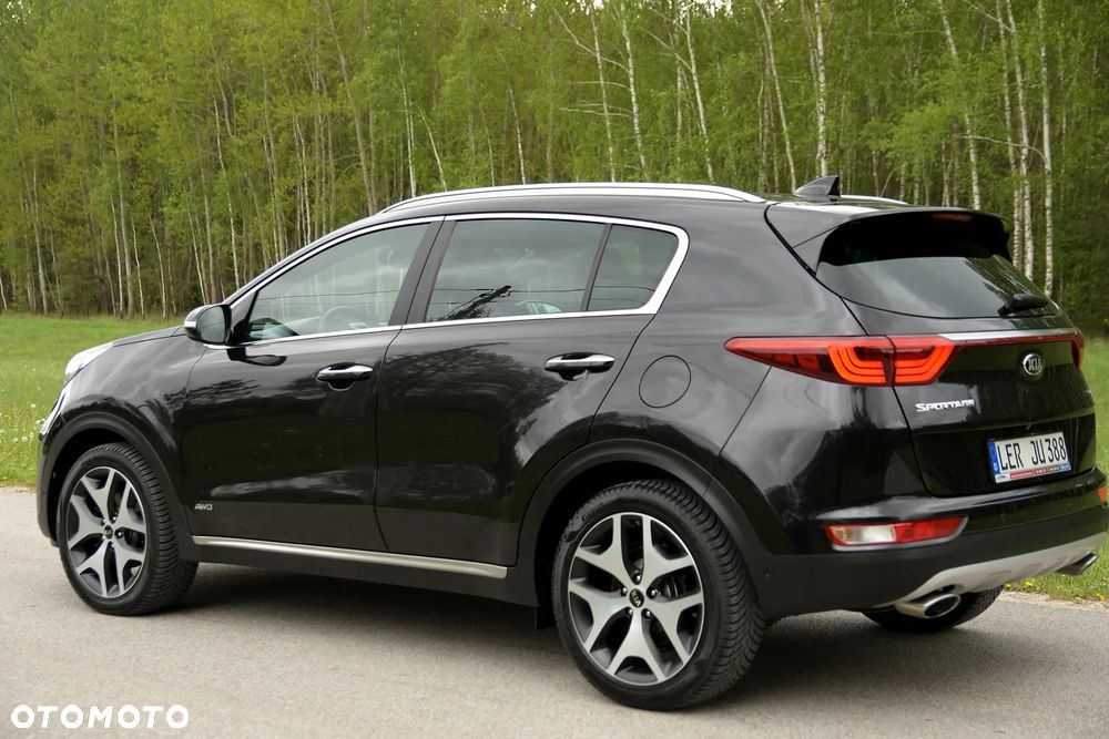 Kia Sportage 2,0 CRDI AWD GT Line - 5