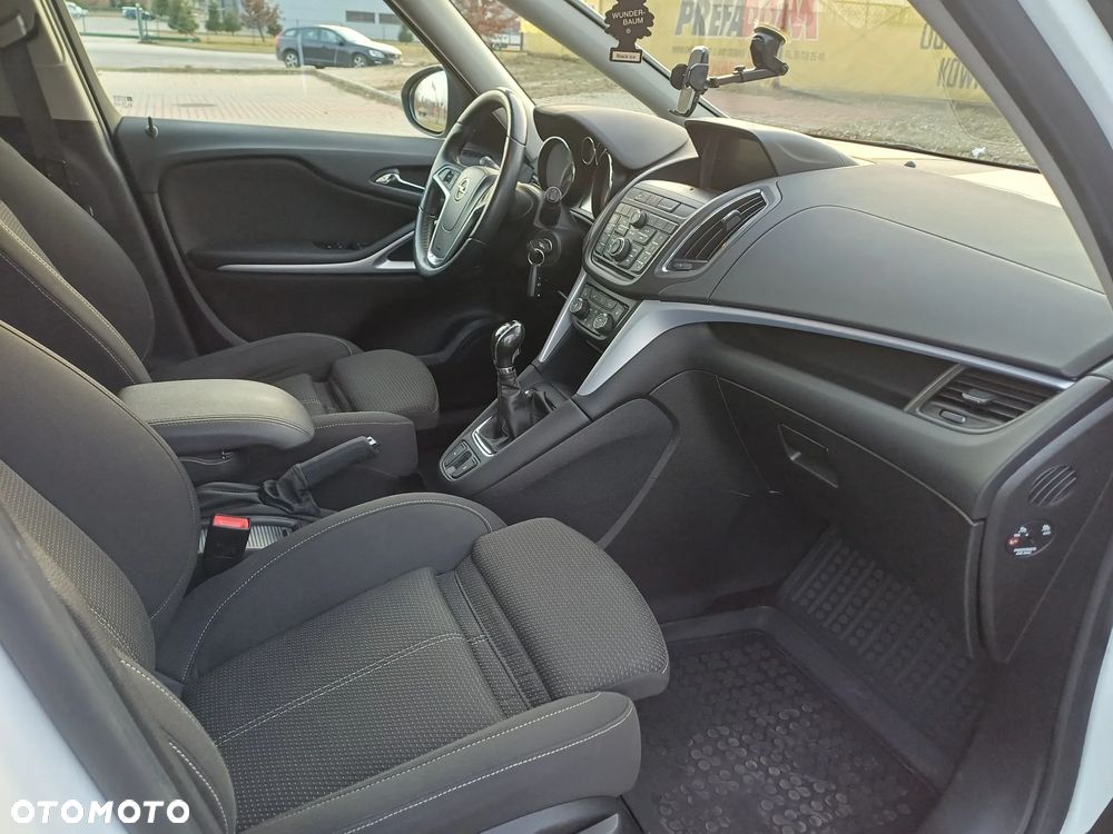 Opel Zafira 2.0 CDTI Enjoy - 21