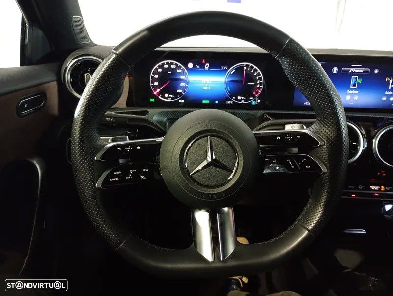 Mercedes-Benz A 250 e - 22