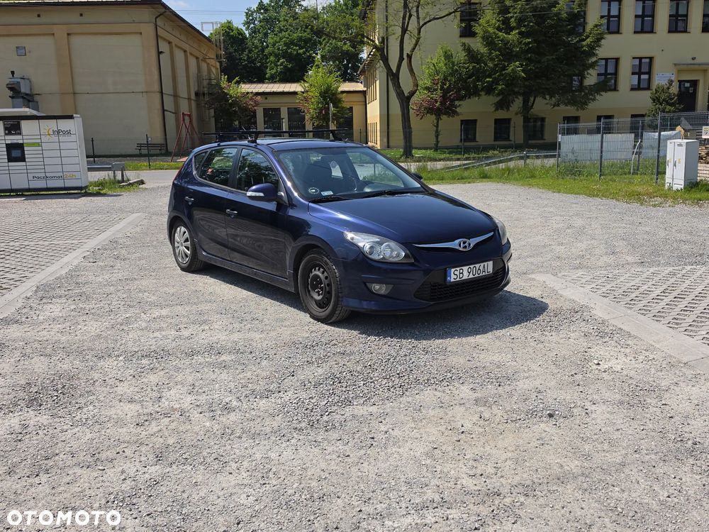 Hyundai i30 1.6 CRDi Comfort EU5 - 4