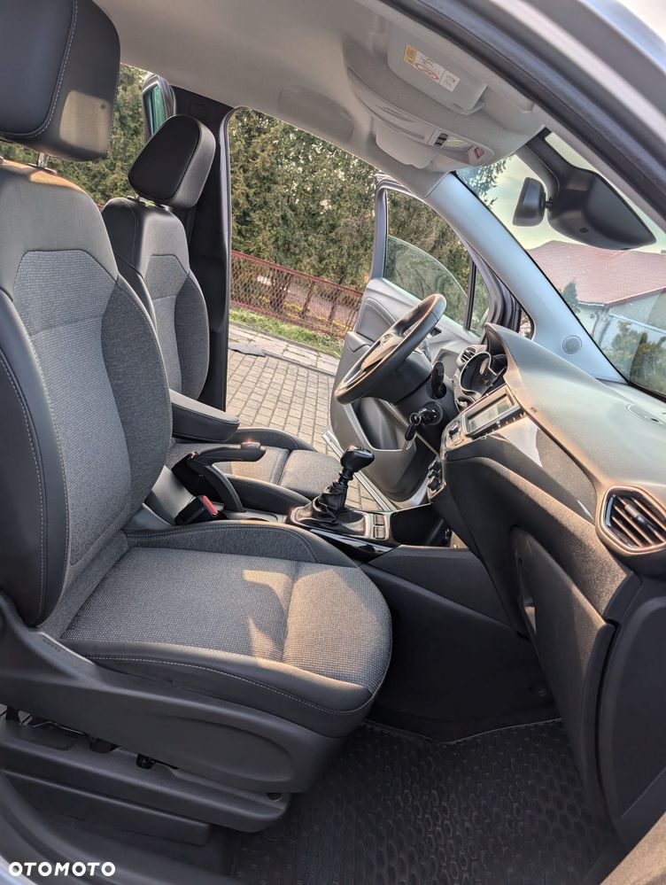 Opel Crossland X - 25