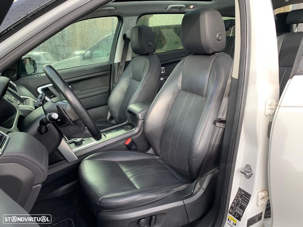 Land Rover Discovery Sport 2.0 TD4 HSE Luxury 7L Auto - 16