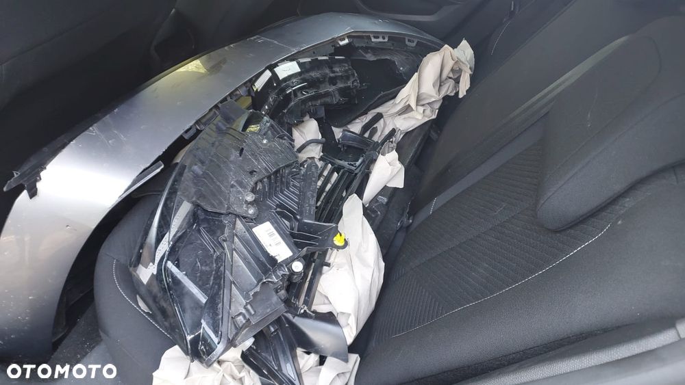 Peugeot 308 1.2 PureTech Allure Pack S&S - 10