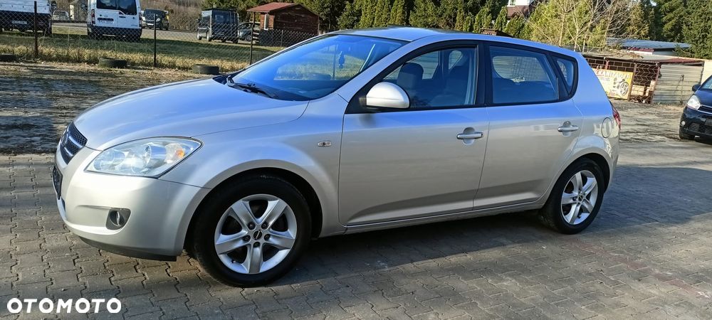 Kia Ceed 1.4 Comfort - 10