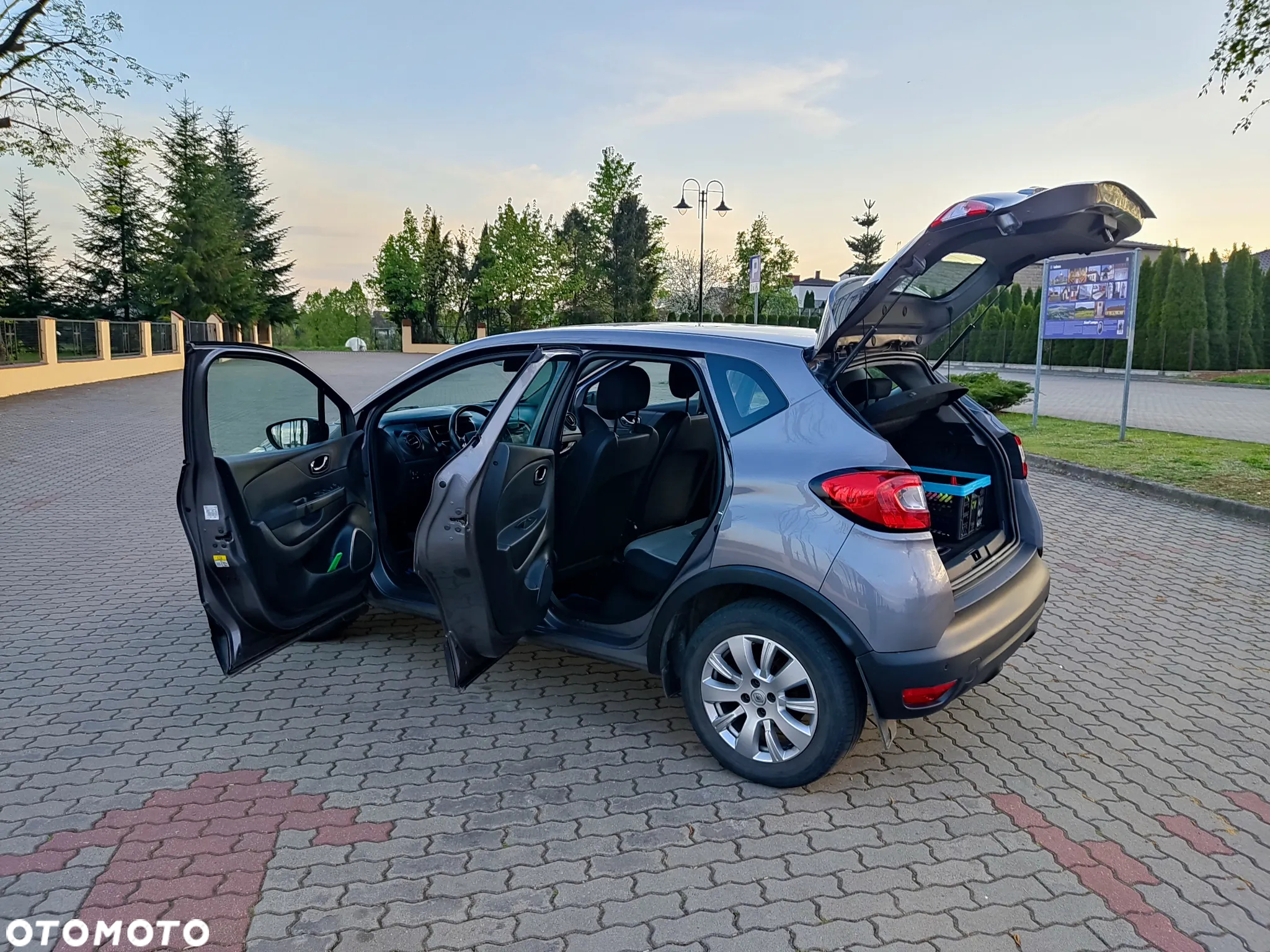 Renault Captur 1.5 dCi Intens - 3