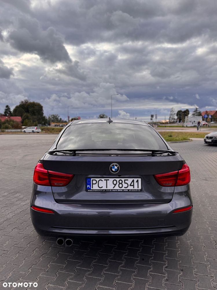 BMW 3GT 320d xDrive Luxury Line - 7