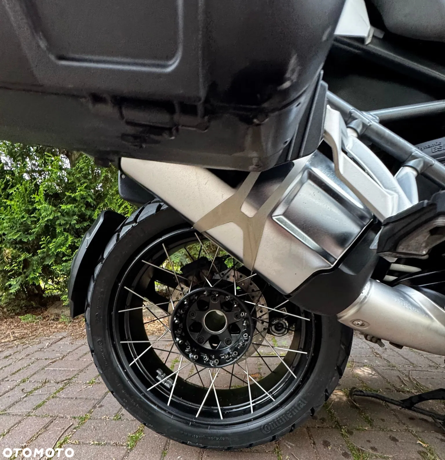BMW R - 8