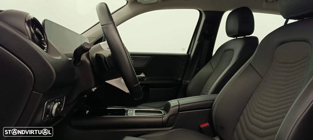 Mercedes-Benz GLB 180 d - 28