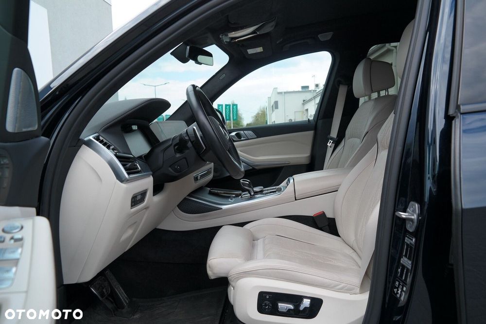 BMW X7 - 13