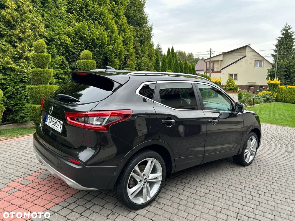 Nissan Qashqai 1.3 DIG-T N-Connecta - 4
