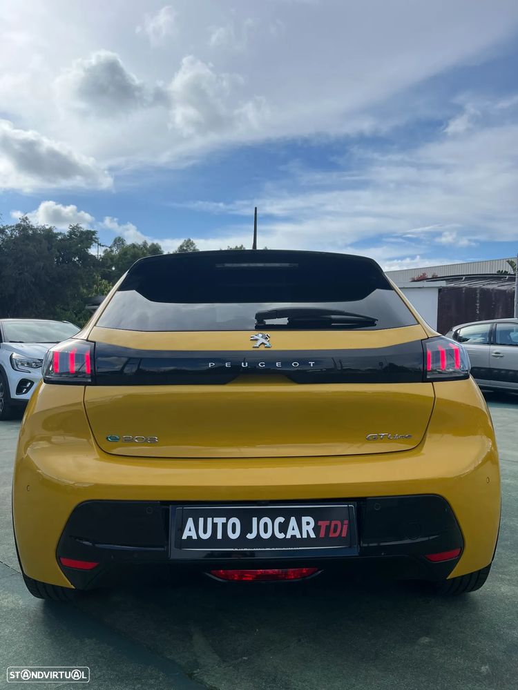 Peugeot e-208 GT+ - 4