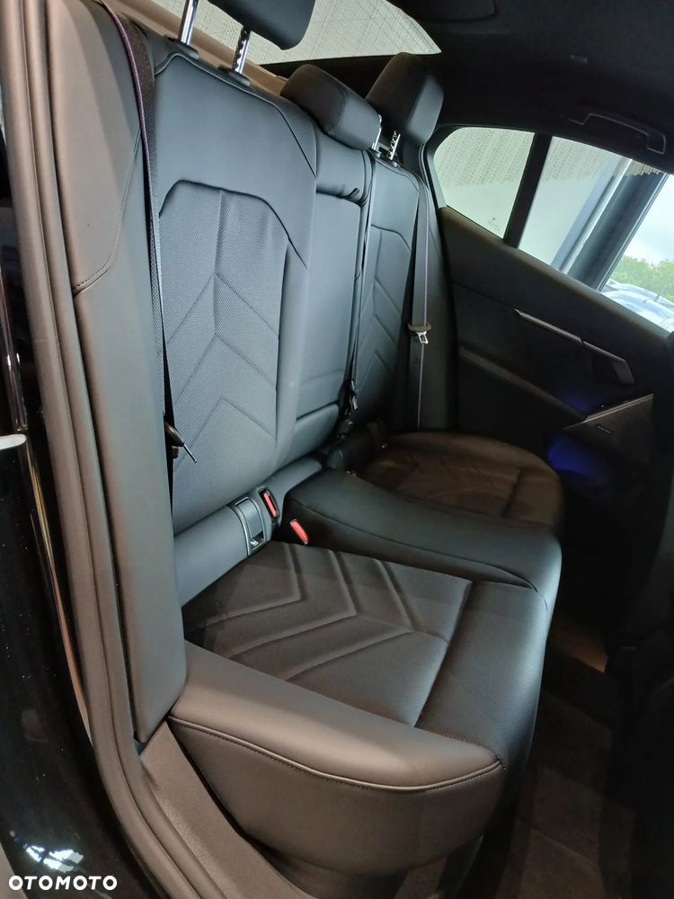 BMW Seria 5 520d mHEV - 33