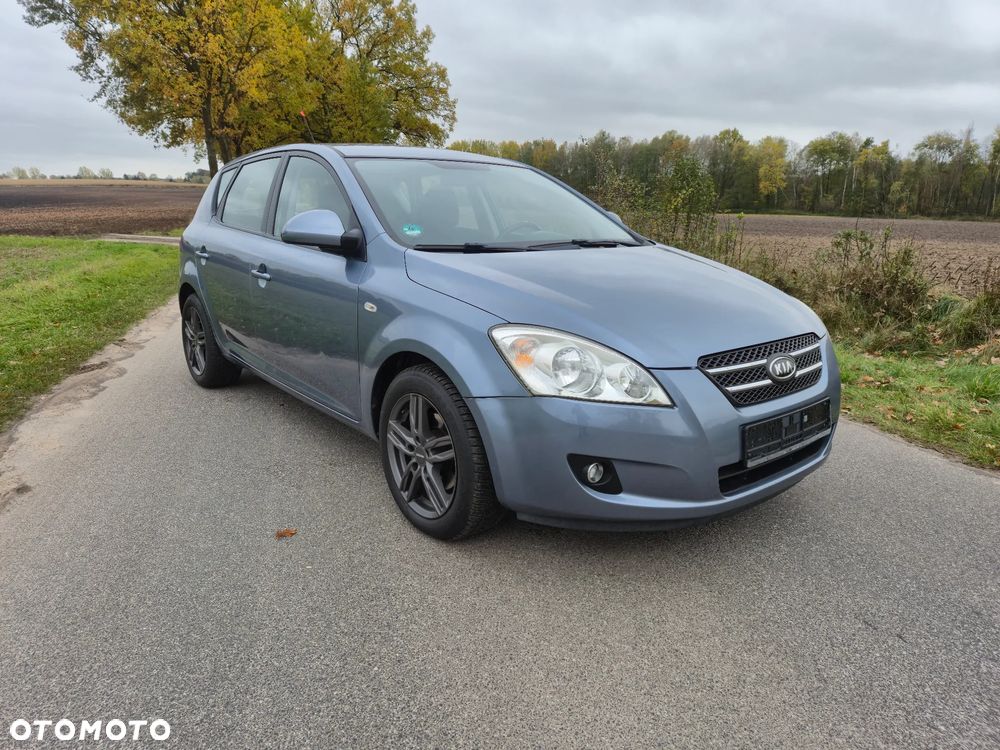Kia Ceed Cee'd 1.6 Crdi Comfort - 29