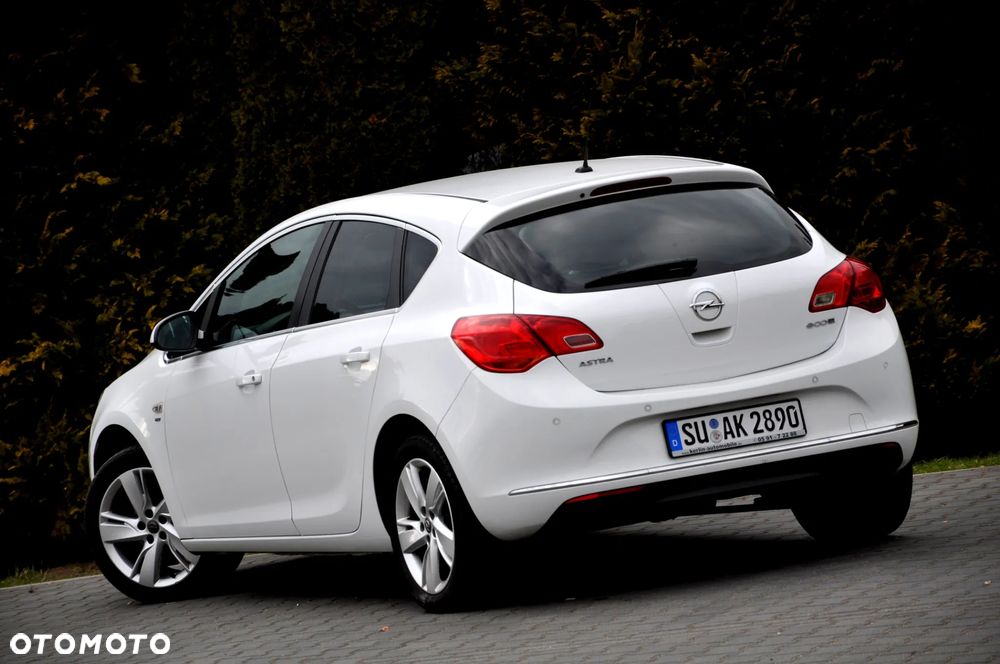 Opel Astra 1.6 ENERGY - 12
