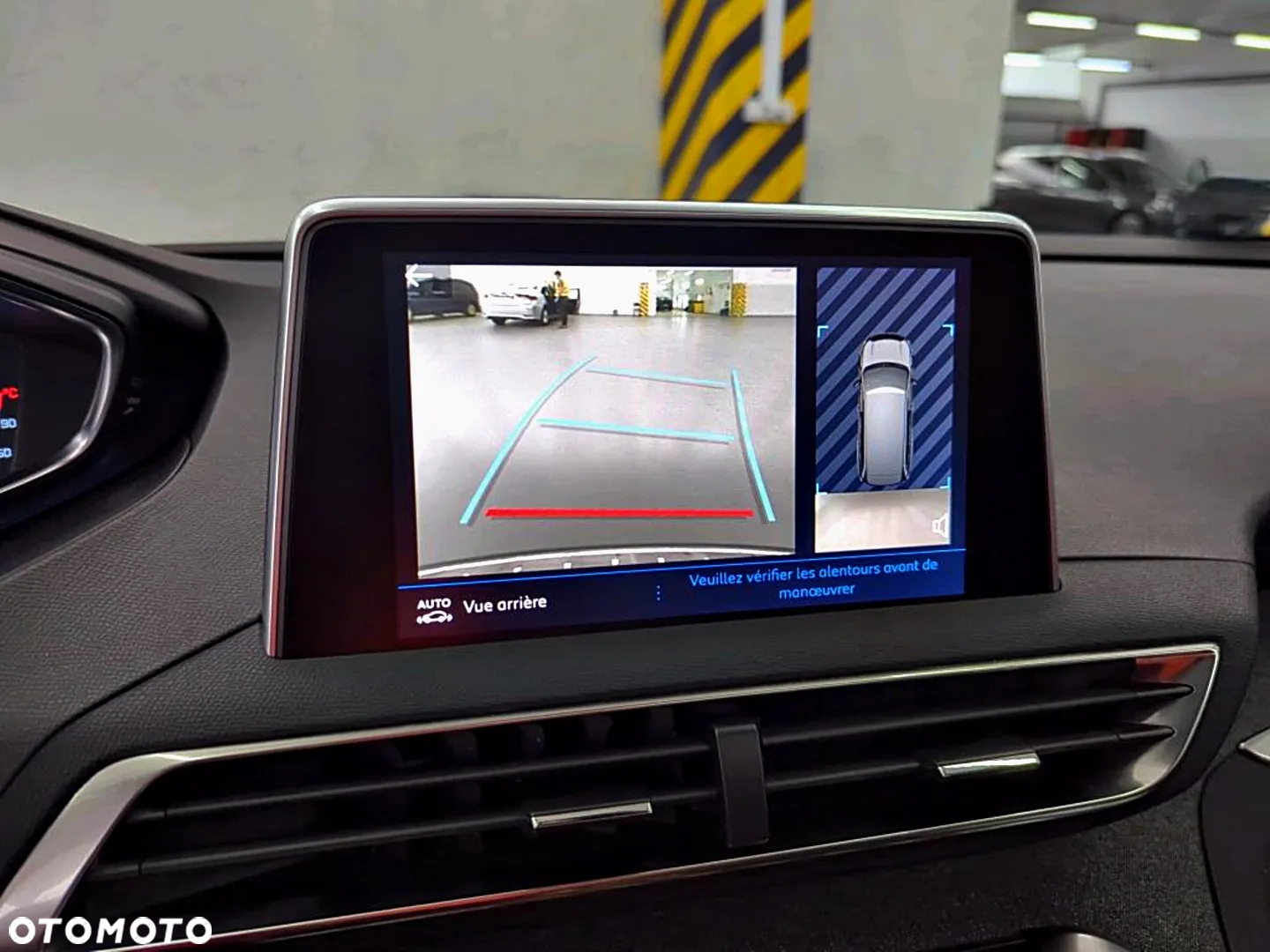 Peugeot 5008 1.6 PureTech Allure S&S EAT8 - 12