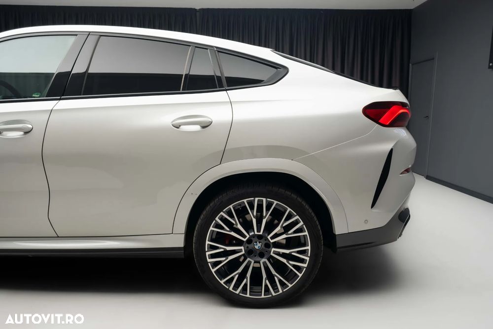 BMW X6 xDrive40i AT MHEV - 11