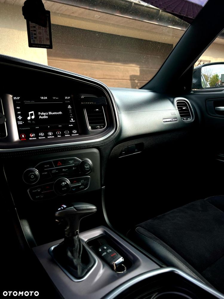 Dodge Charger 5.7 R/T - 15
