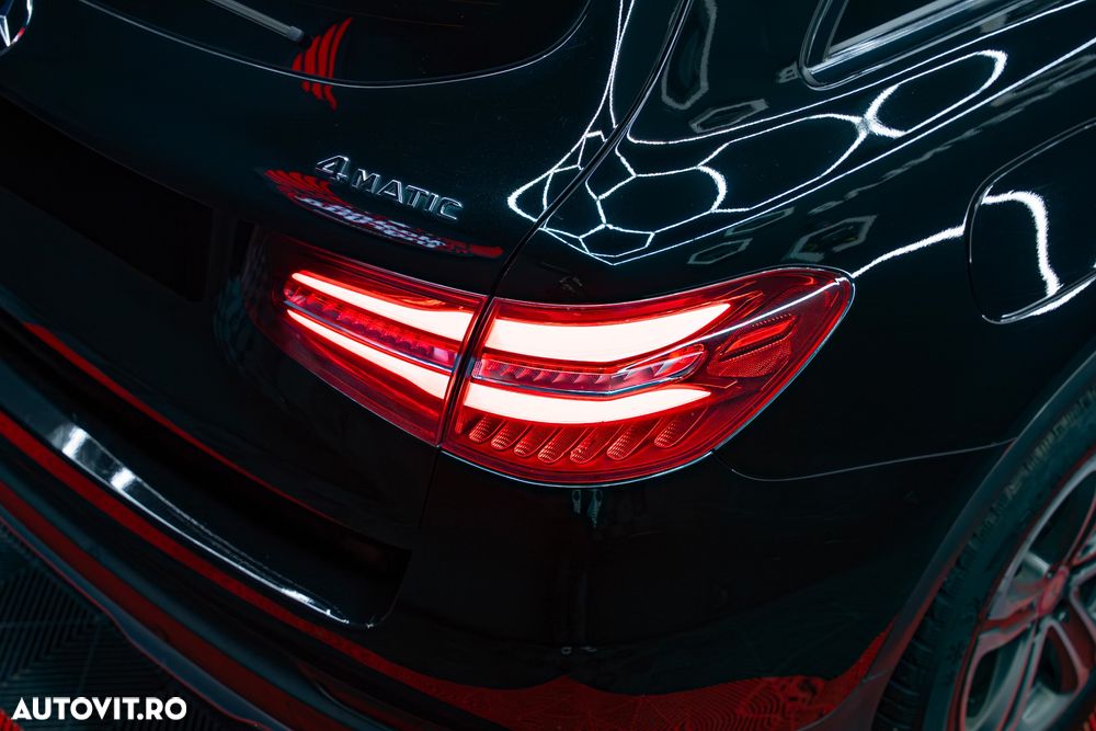 Mercedes-Benz GLC - 12