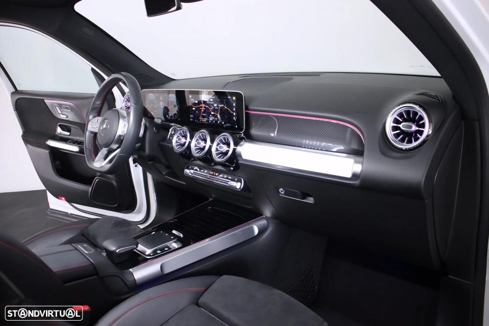 Mercedes-Benz GLB 180 d AMG Line - 12