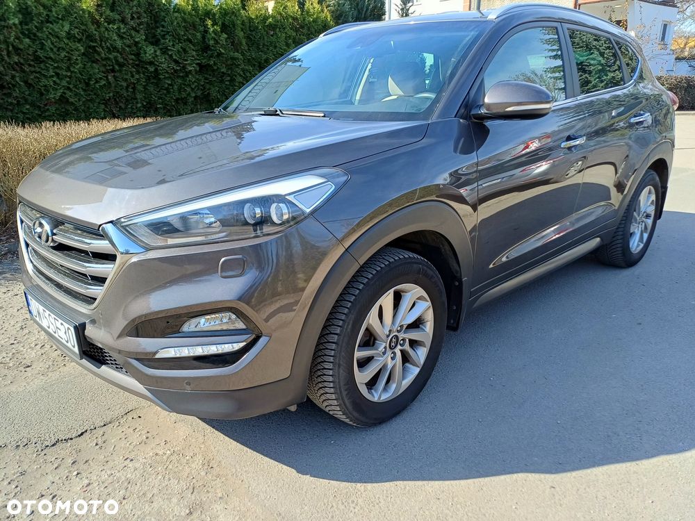 Hyundai Tucson 1.7 CRDI BlueDrive Style 2WD - 2