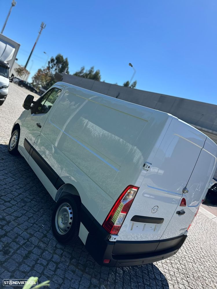 Opel Movano - 8