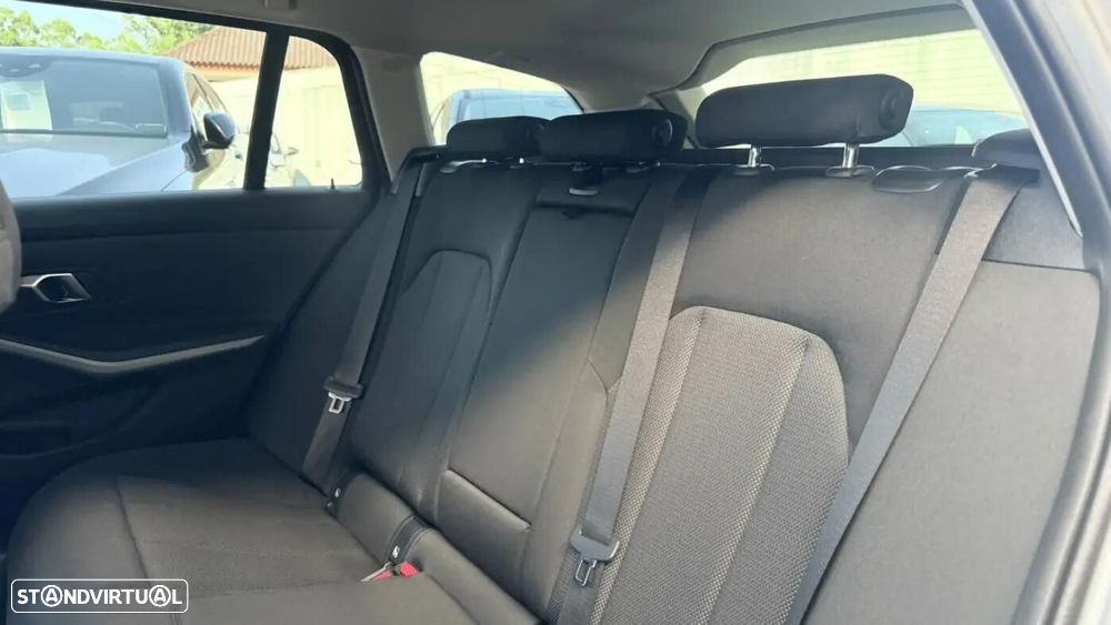 BMW 330 e Corporate Edition Auto - 13