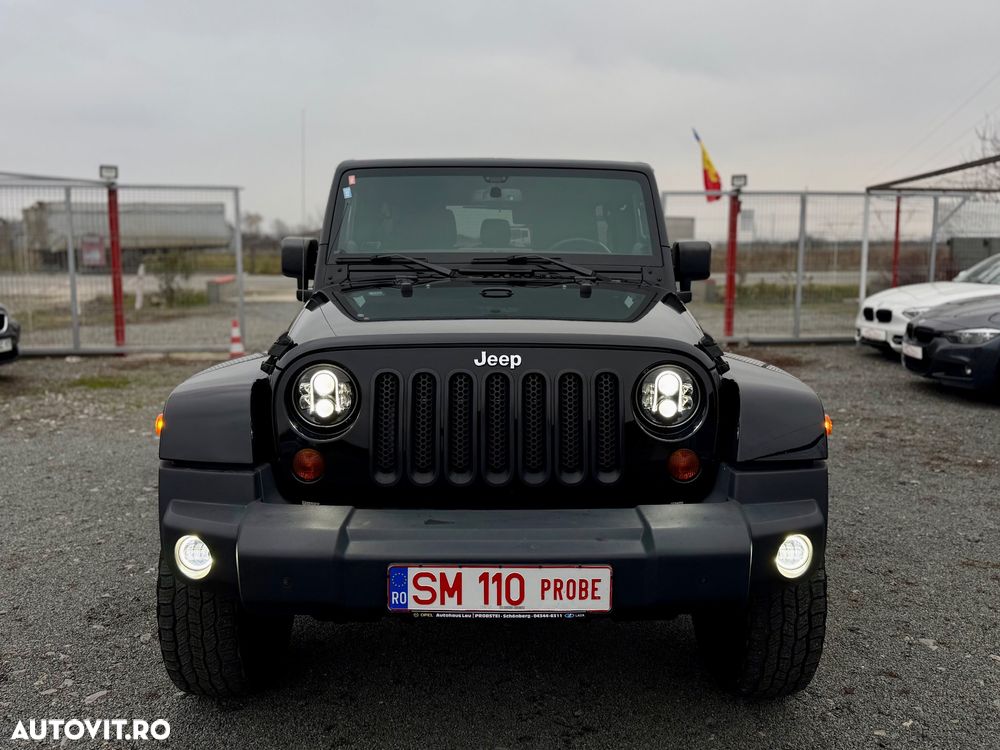 Jeep Wrangler Unlimited Hard-Top 2.8 CRD DPF Automatik Sahara - 2