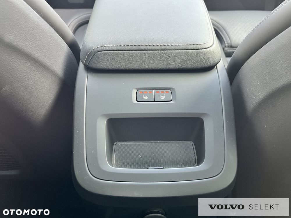 Volvo XC 60 - 30