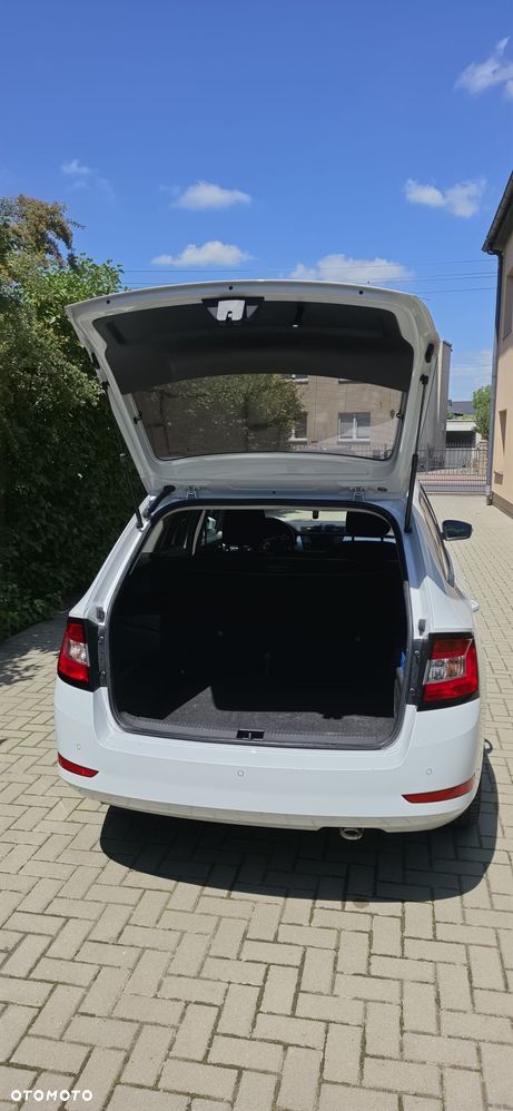 Skoda Fabia 1.0 TSI Ambition - 7
