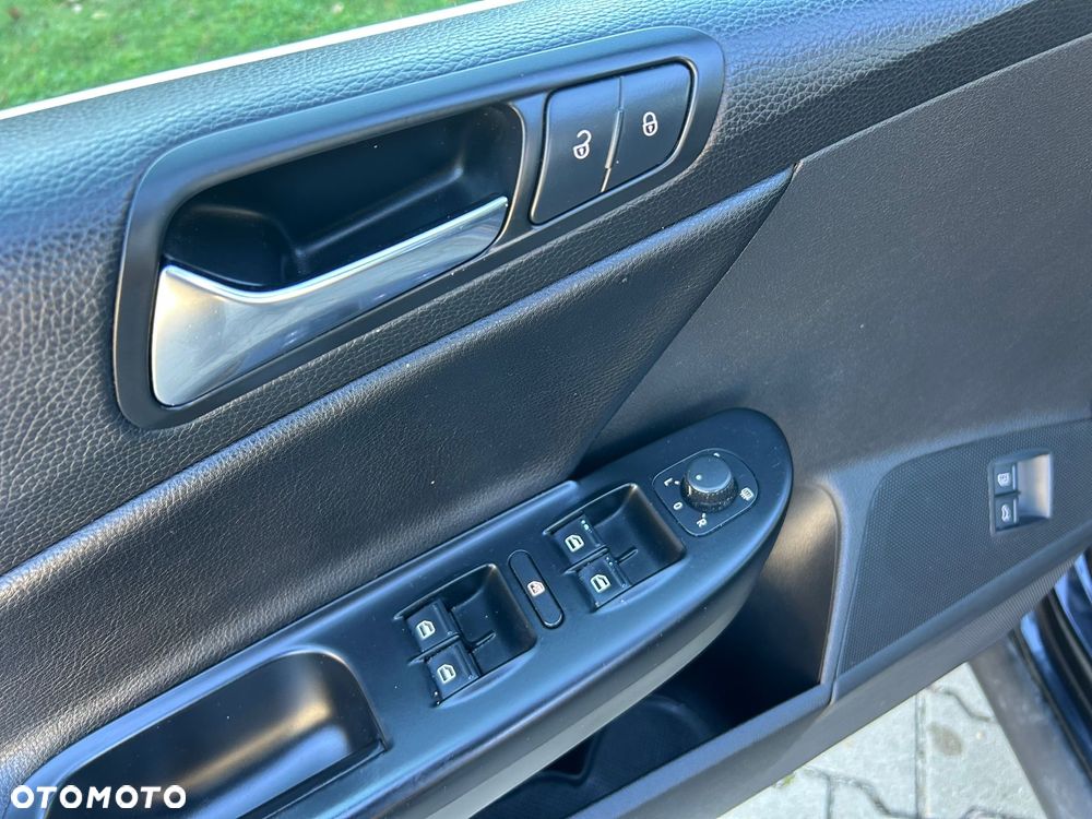 Volkswagen Passat 2.0 TDI DPF Highline DSG - 12