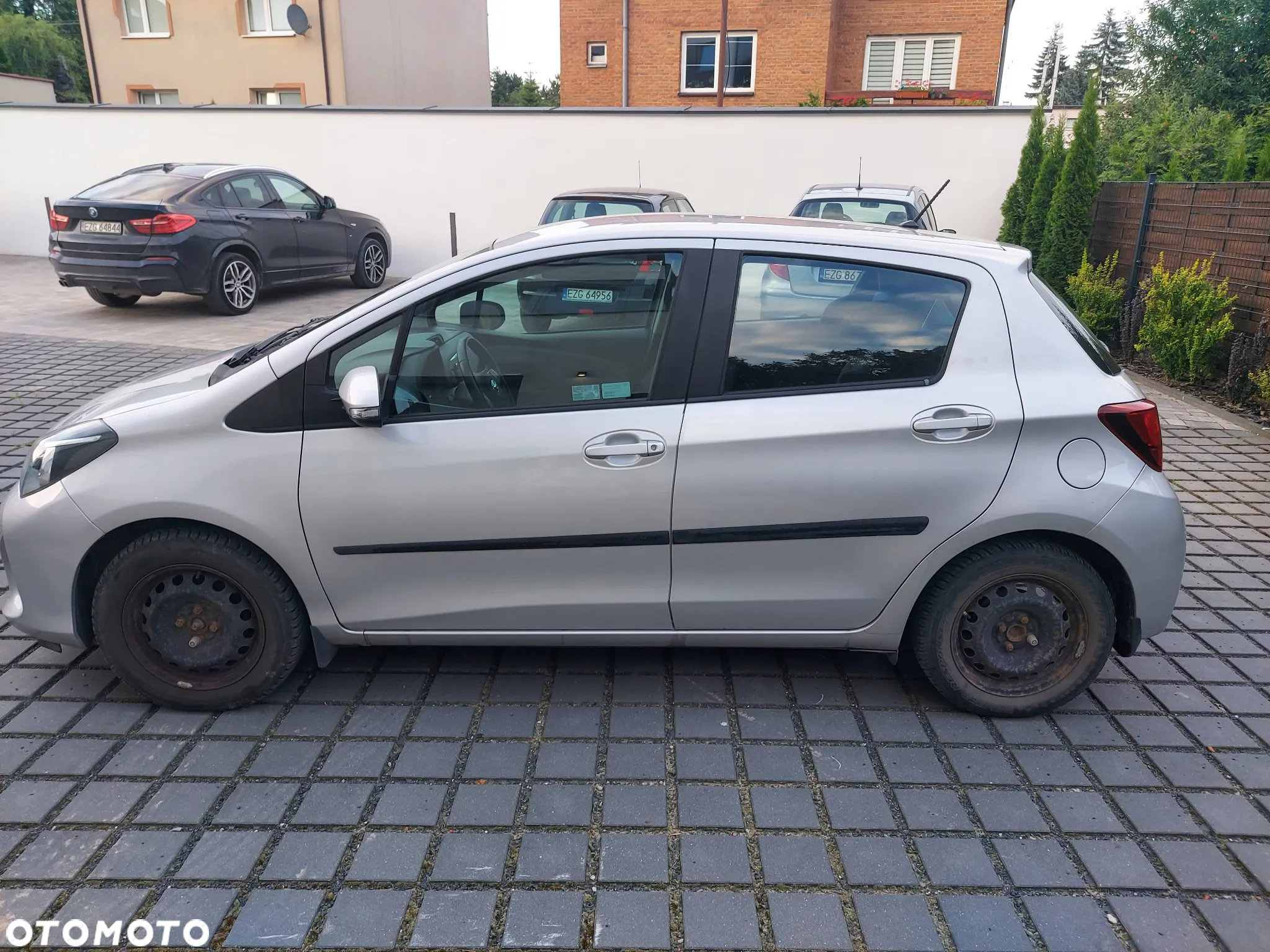 Toyota Yaris 1.33 Premium - 4