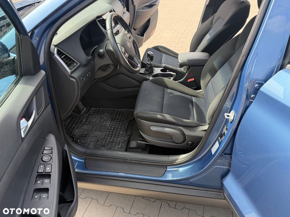 Hyundai Tucson blue 1.7 CRDi 2WD Passion - 9