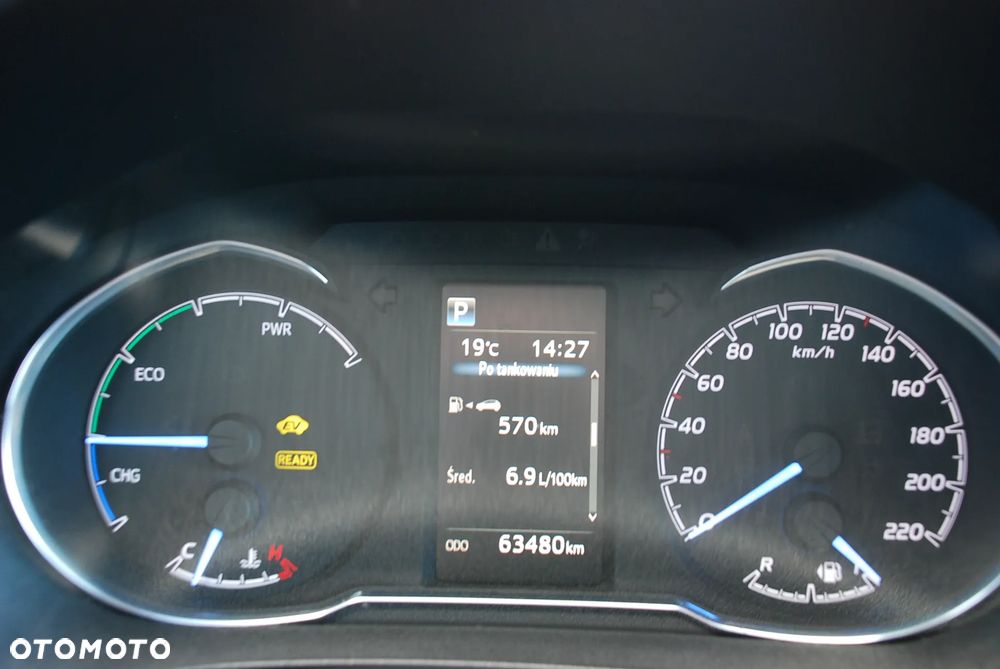 Toyota Yaris Hybrid 100 Life - 27
