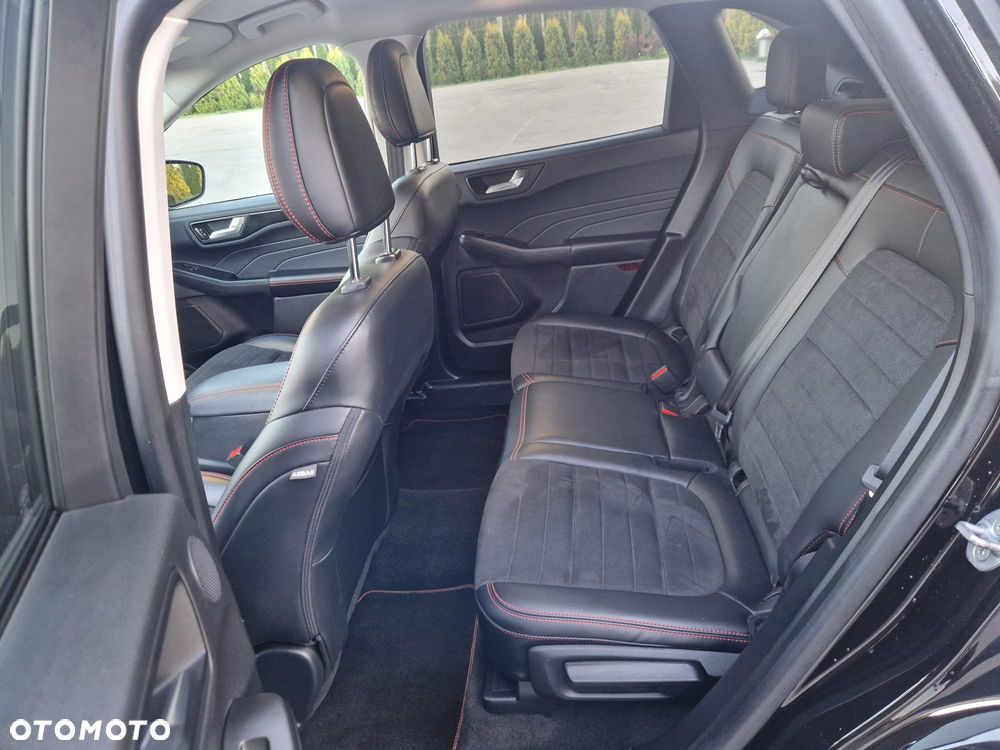 Ford Escape 2.0 EcoBoost AWD Titanium - 14