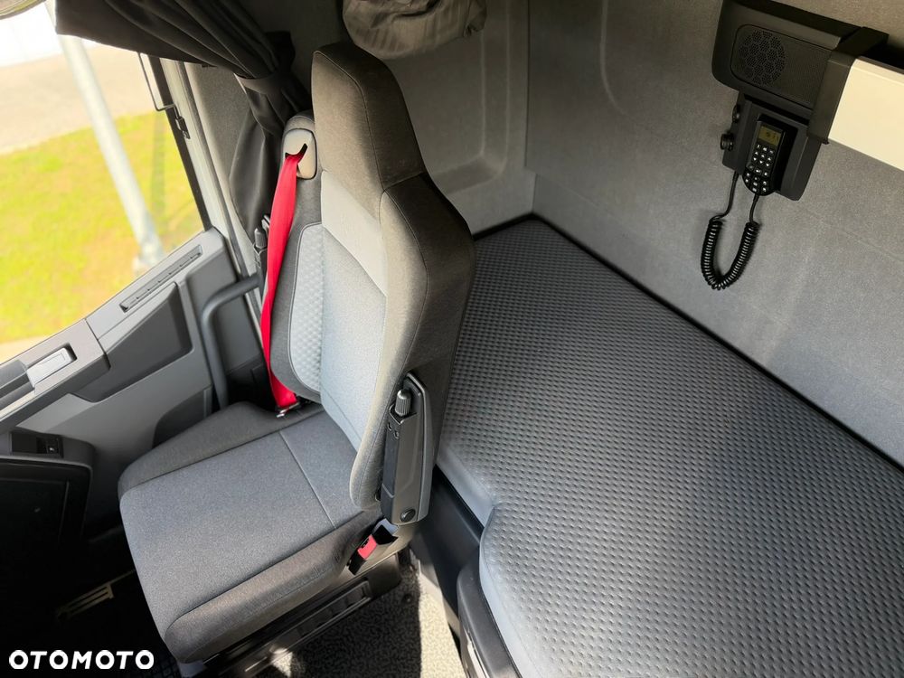 Renault T-HIGH 480TC - 14