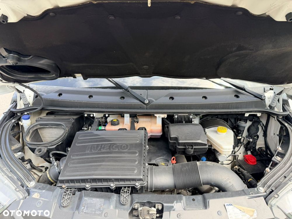 Iveco 72C18 KONTENER WINDA - 18