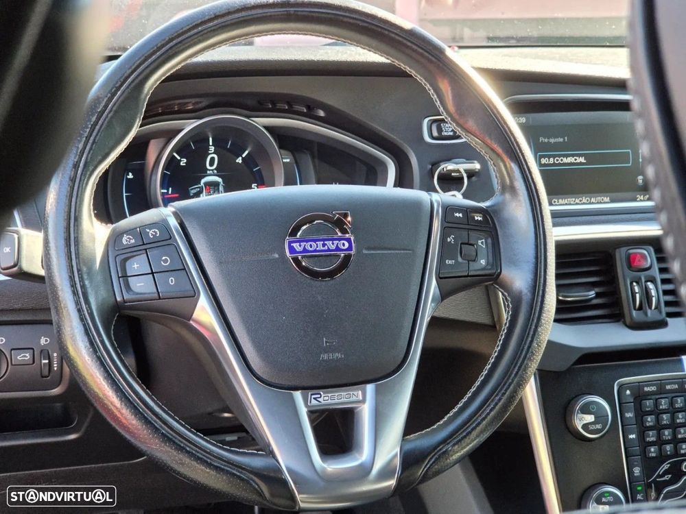 Volvo V40 1.6 D2 R-Design - 10