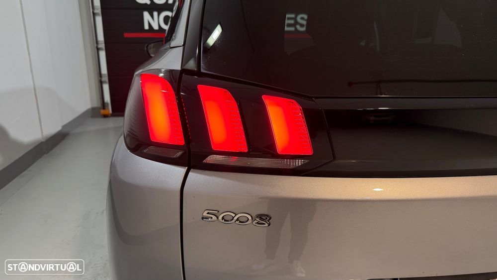 Peugeot 5008 PureTech 130 EAT8 Stop & Start Allure Business-Pack - 9