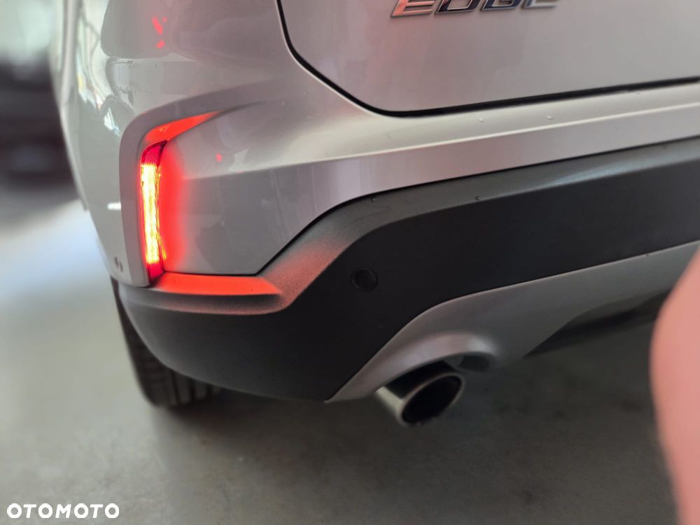 Ford Edge - 21