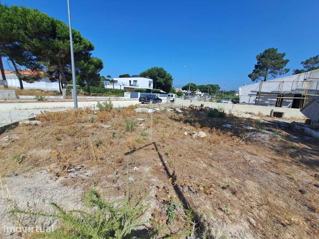 Terreno com 987m2 - Lagoa de Albufeira - Grande imagem: 4/18