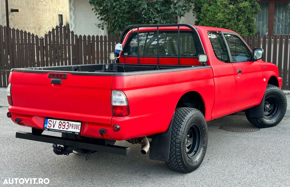 Mitsubishi L200 Pick Up 4x4 Magnum Club Cab - 3