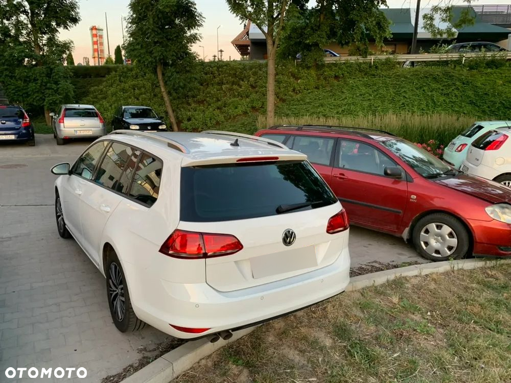 Volkswagen Golf - 3