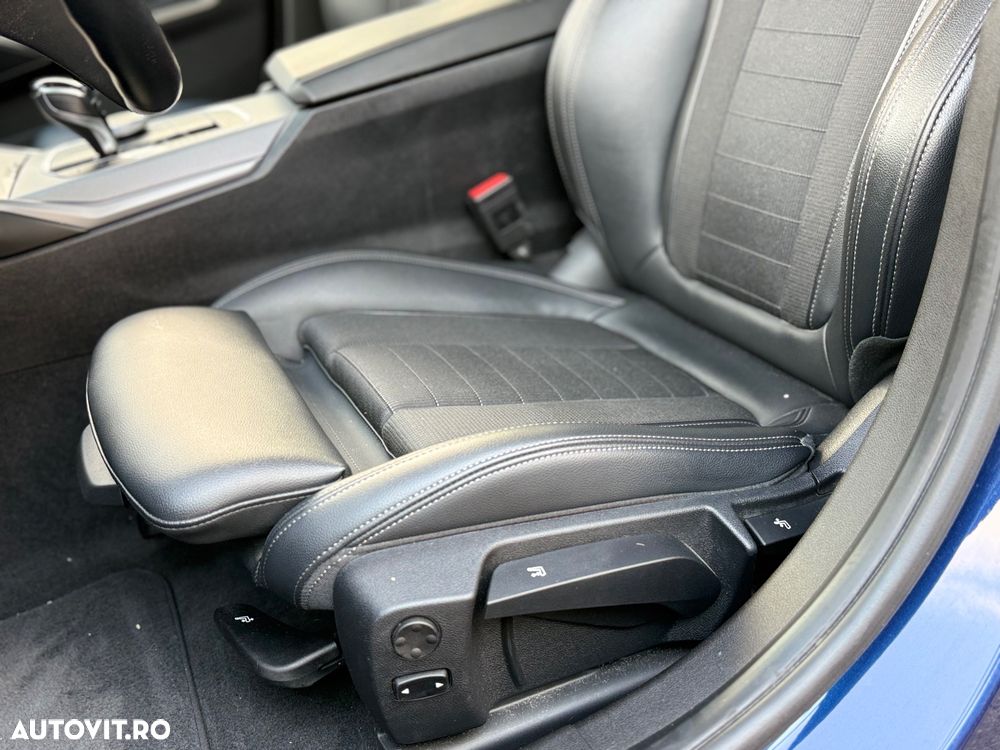 BMW Seria 3 330e Aut. Luxury Line - 9