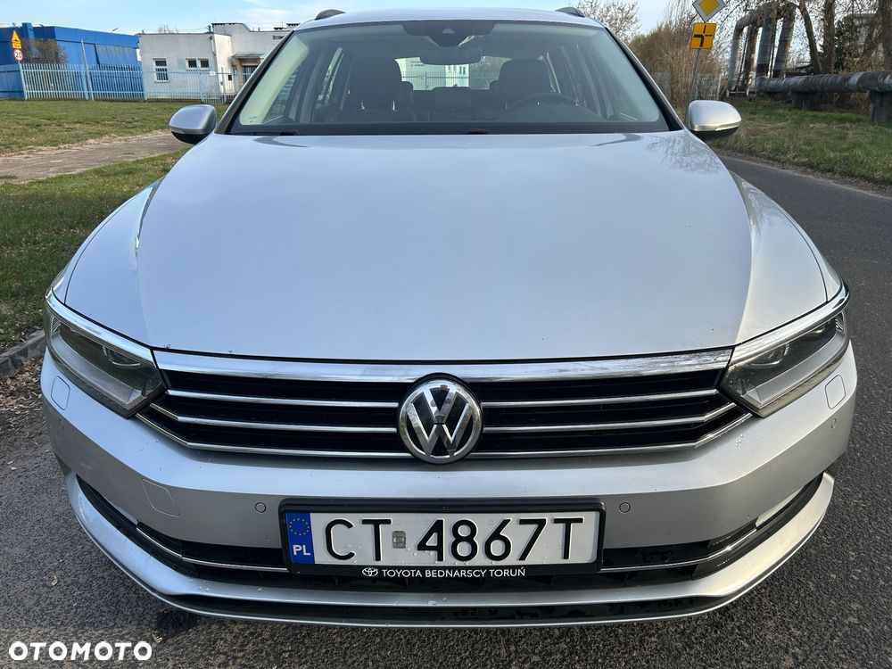 Volkswagen Passat 2.0 TDI SCR Comfortline - 8