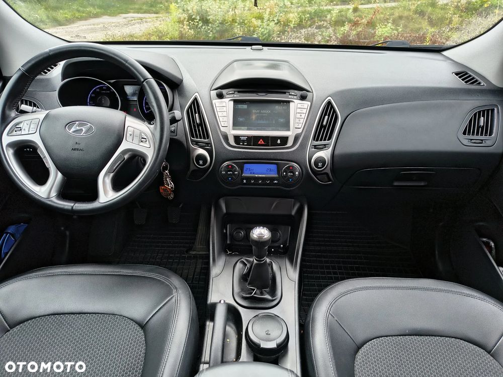 Hyundai ix35 2.0 Premium 2WD - 19