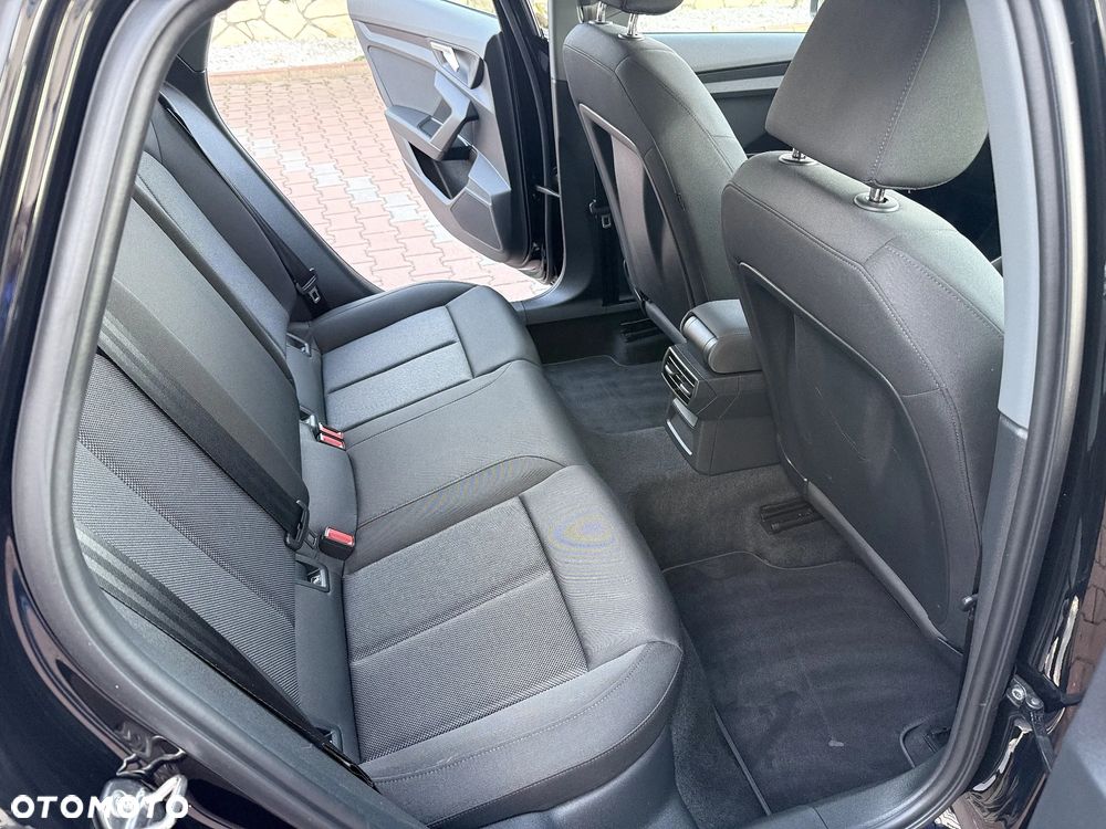 Audi A3 Sportback 35 TDI Advanced S tronic - 13