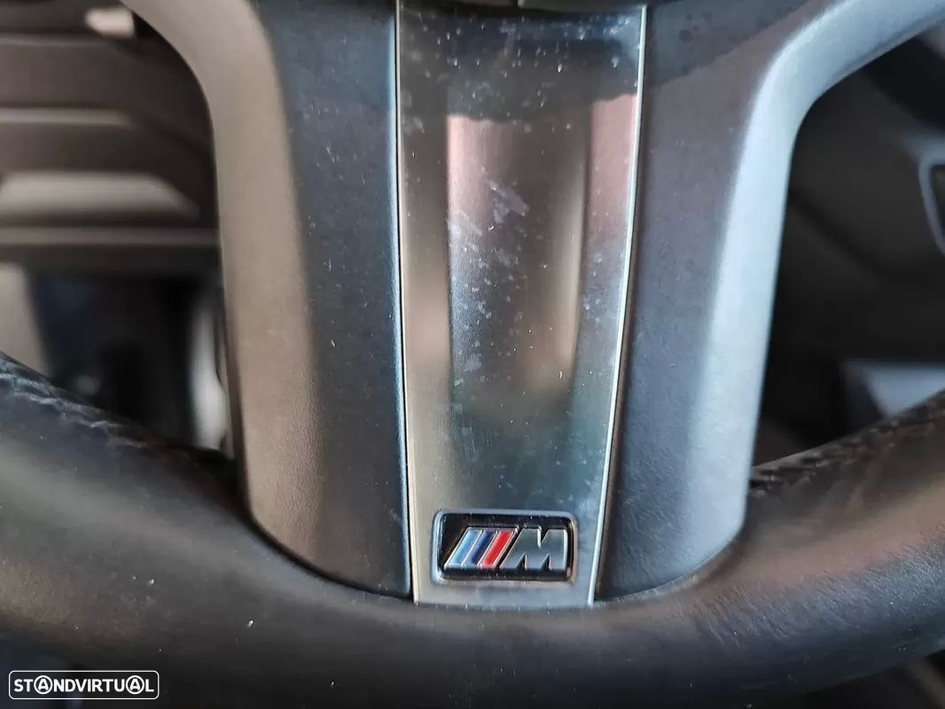 BMW 116 d Pack Desportivo M Auto - 27